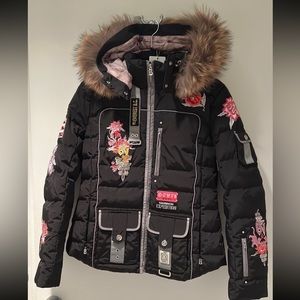 New Bogner ski jacket with tag. Made with Swarovski elements.